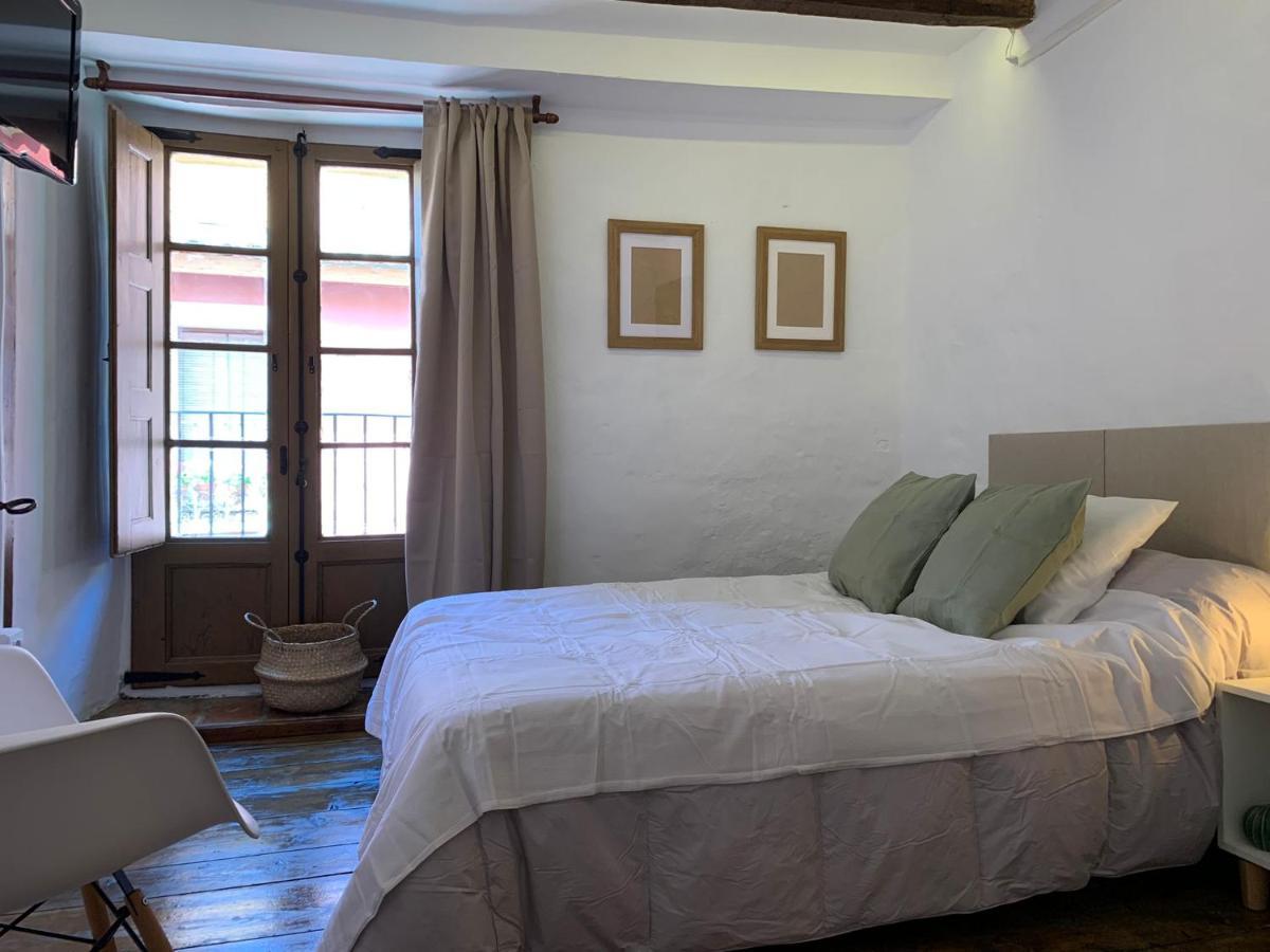 Maison Del Arc Jaca Exterior photo
